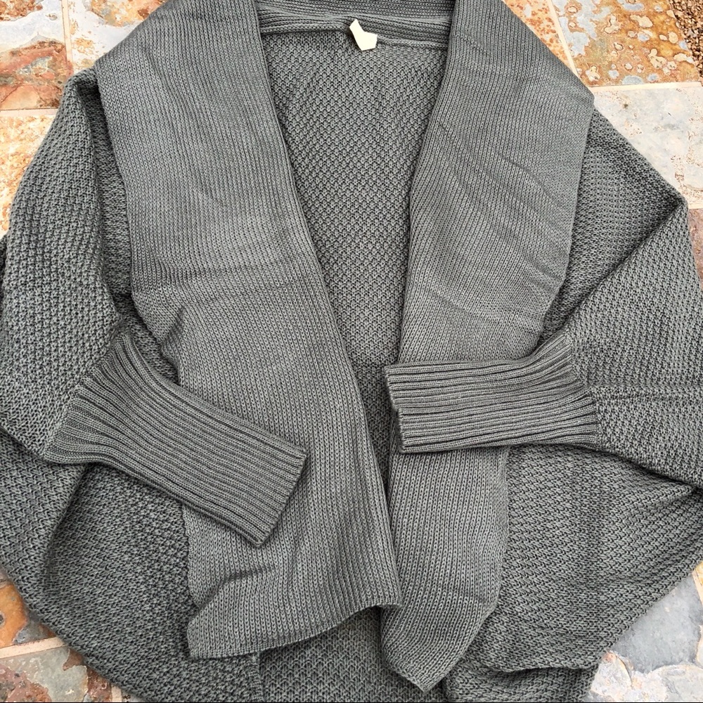 Dark Sage Dolman Cardigan - Picture 3 of 4